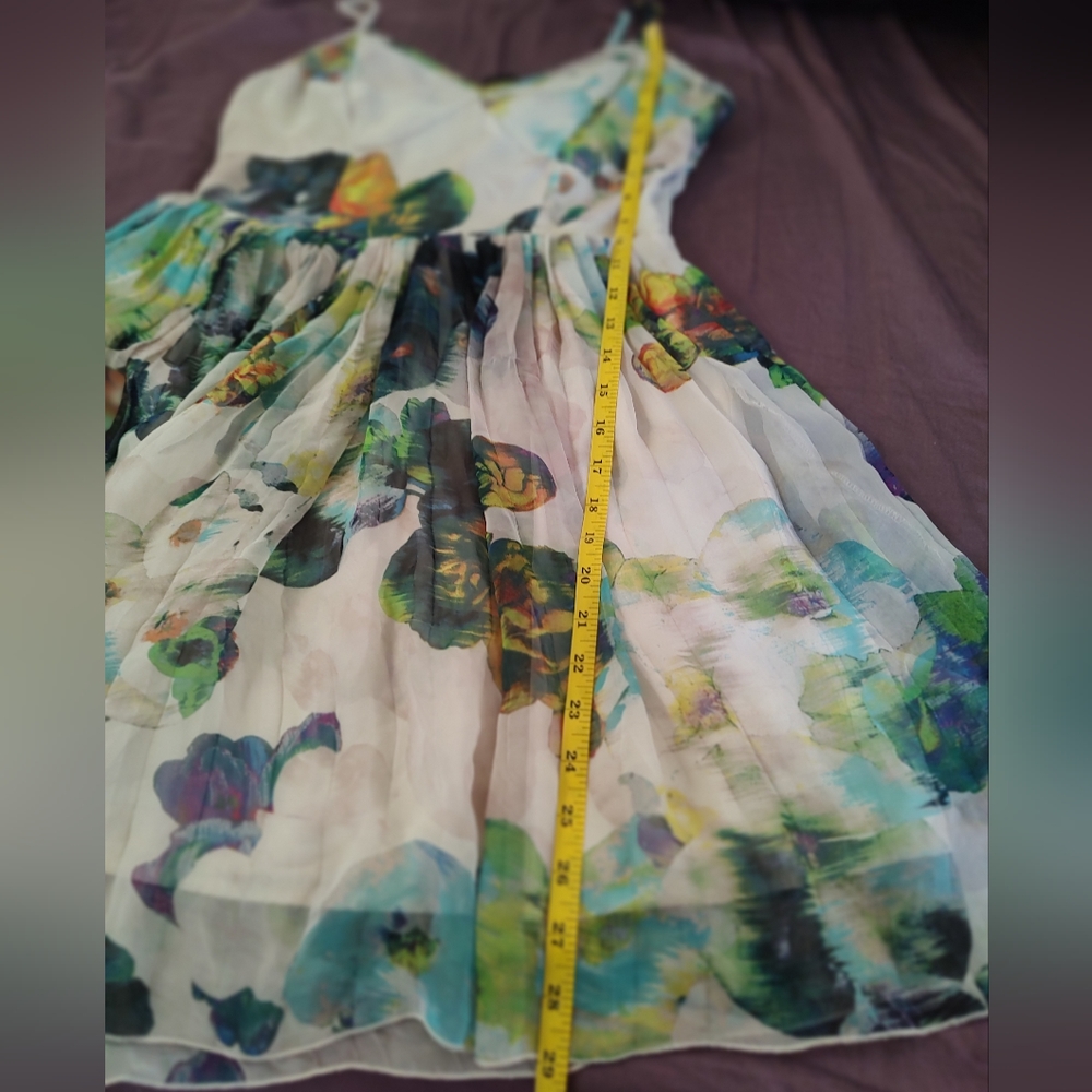 2/$10 Fit and flare sweetheart sundress - Picture 7 of 14